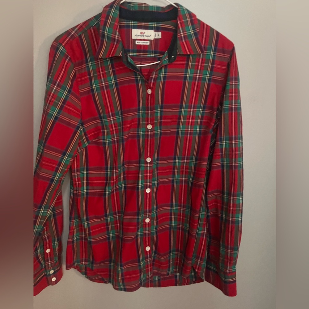 Vineyard Vines red Plaid Button Down With Cashmere Size 8